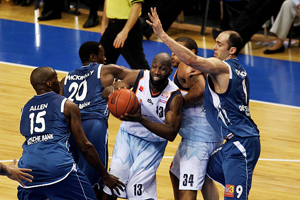 显得被动 显得被动