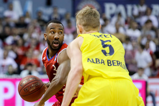 更深刻影响 更深刻影响